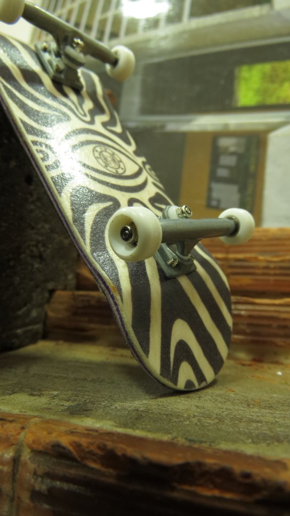 Finger Shibumi Eye - Imagen 2